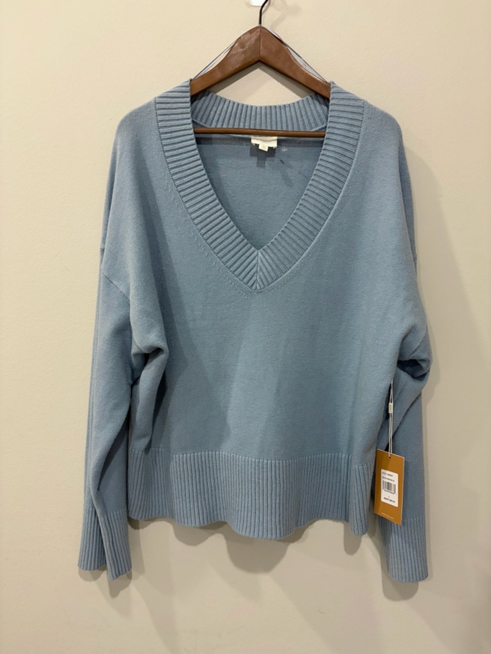 Cyrus Soft V-Neck Sweater in Dusty Satin Blue Relaxed Fit Women’s Large